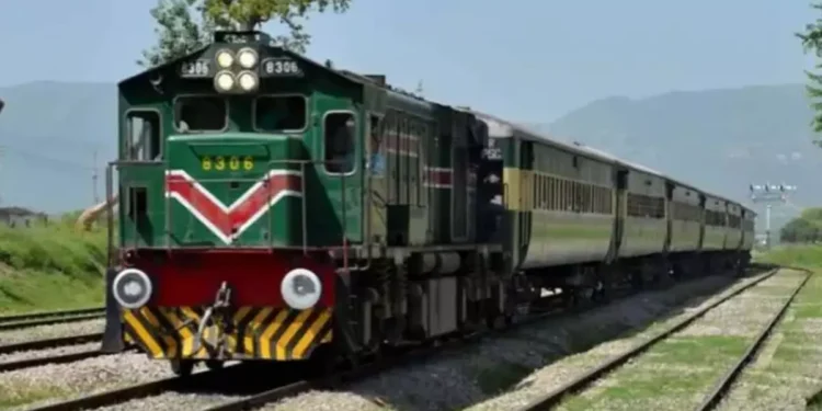 मोठी बातमी ! पाकिस्तानमध्ये ‘जाफर एक्सप्रेस हायजॅक’; सहा जवान ठार