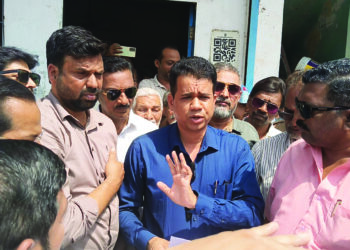 अदानी स्मार्ट मीटर विरोधात मोर्चा