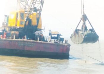 मोरा बंदर होणार गाळमुक्त