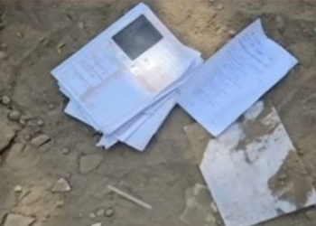 धक्कादायक! पनवेलमध्ये रस्त्यावर सापडल्या बारावीच्या उत्तरपत्रिका; कोणत्या विद्यार्थ्यांचे होणार नुकसान