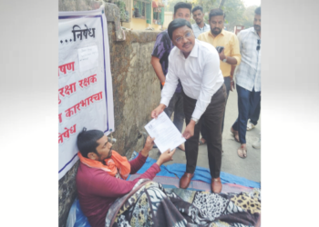 सुरक्षारक्षकाच्या उपोषणाला यश