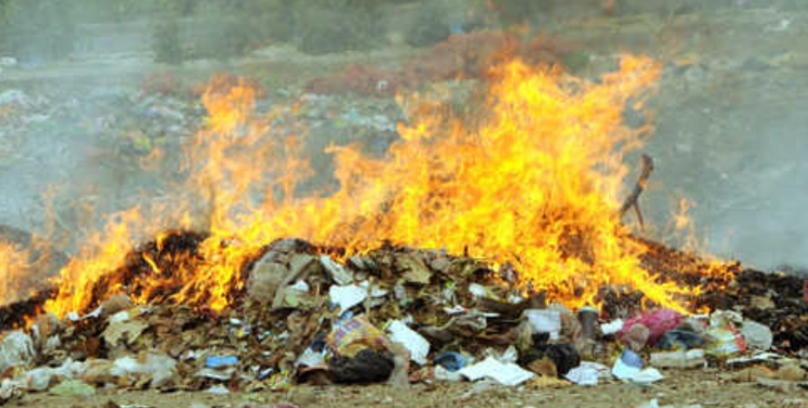 उघड्यावर कचरा जाळल्यास दंडात्मक कारवाई