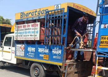 आडमार्गाला सिलिंडर बदलण्यामागे गौडबंगाल?