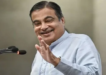 देशातील टोलनाके हटणार: नितीन गडकरी
