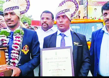 ऋषिकेश मालोरेची माणगावात मिरवणूक