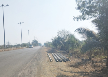 महावितरणचा ठेकेदार पळपुटा; विद्युत जोडणीचे काम रखडले