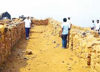 रायगडावरील वास्तूंना मिळाले पुनर्जीवन