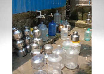 स्मार्ट व्हिलेजमधील महिलांच्या डोक्यावर हंडा