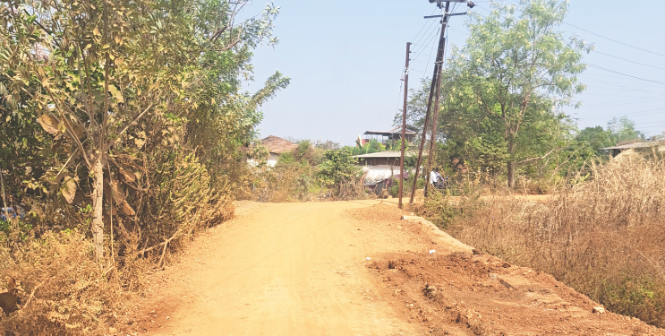 भाकरीपाडा रस्त्याचे काम अपूर्णच; आ. थोरवे यांच्या हस्ते भुमीपूजन