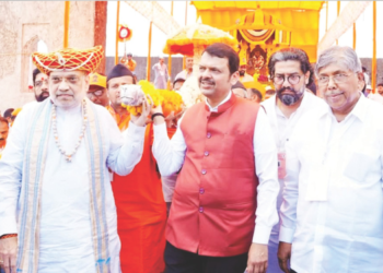 रायगडावर हुकूमशाही! पोलिसांची शिवभक्तांसोबत अरेरावीची भाषा