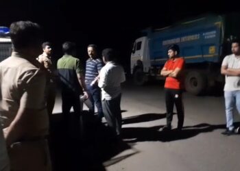 कर्जतच्या तहसीलदारांची दंबग कारवाई; लाल माती तस्करीचा केला पर्दाफाश