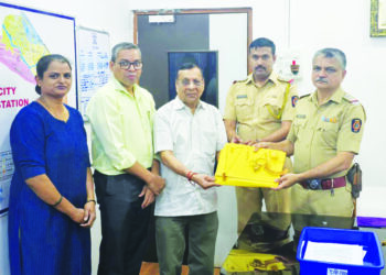 पोलिसांच्या पाठपुराव्यामुळे 27 वर्षांपूर्वीचा जप्त मुद्देमाल परत