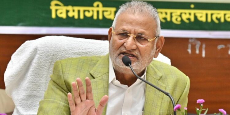 कृषिमंत्र्यांचे नुकसानग्रस्त शेतकऱ्यांबाबत वादग्रस्त विधान