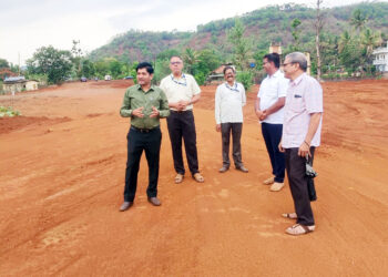 पडीक जमिनीत बहरणार ‘देवराई’