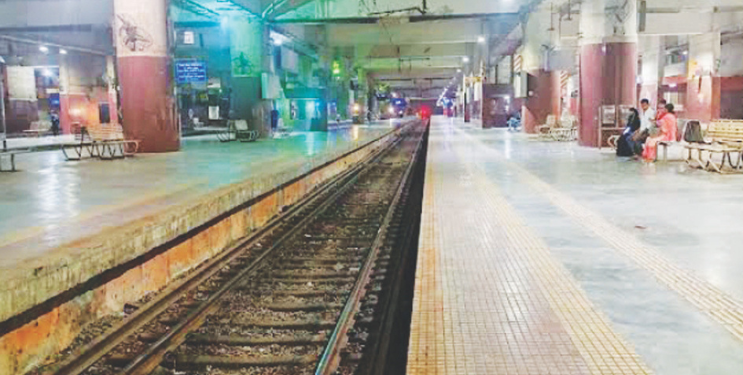 उरण-बेलापूर मार्गावर लोकल फेर्‍या वाढवण्याची मागणी