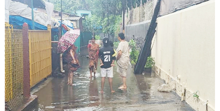 नुकसानग्रस्तांच्या मदतीसाठी शेकाप तत्पर