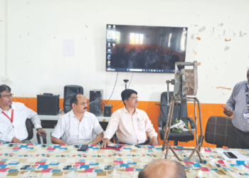 युद्धसदृश्य परिस्थितीत आपण सज्ज असावे