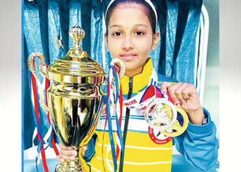 काव्या कासारची नेत्रदीपक कामगिरी