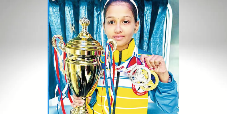 काव्या कासारची नेत्रदीपक कामगिरी