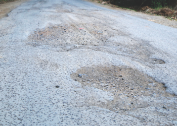 कनकेश्वर फाटा ते सोगाव रस्ता ठरतोय जीवघेणा