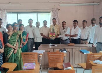 शिक्षण विभागाची जनजागृती