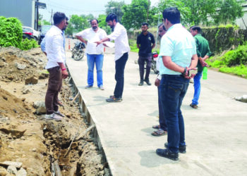 भूमिगत विद्युत वाहिनीचा कामगाराला शॉक