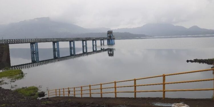 मोरबे धरणाच्या पाणीपातळीत वाढ