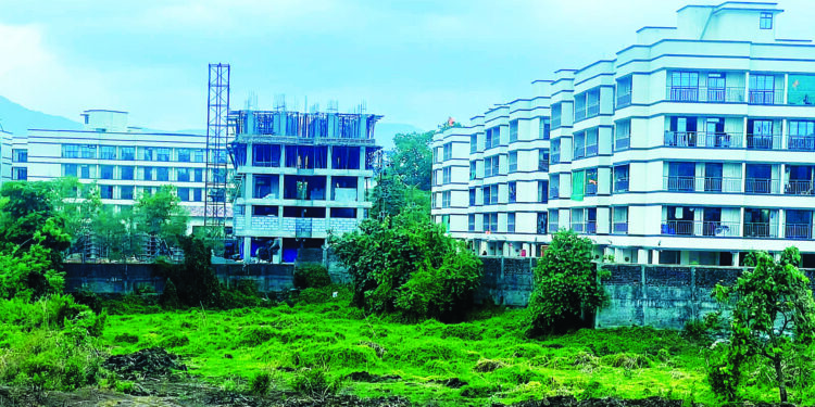 विकासकांकडून शासनाच्या नियमांची पायमल्ली