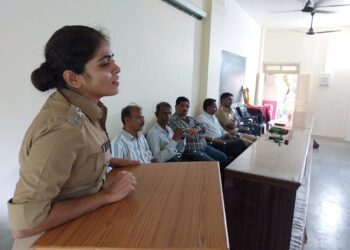 ‌‘अमंली पदार्थांचे सेवन करू नका’: पोलीस अधिकारी सविता गर्जे