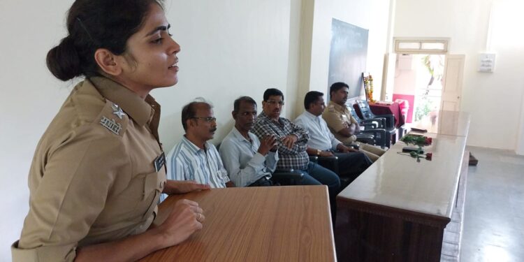 ‘अमंली पदार्थांचे सेवन करू नका’: पोलीस अधिकारी सविता गर्जे