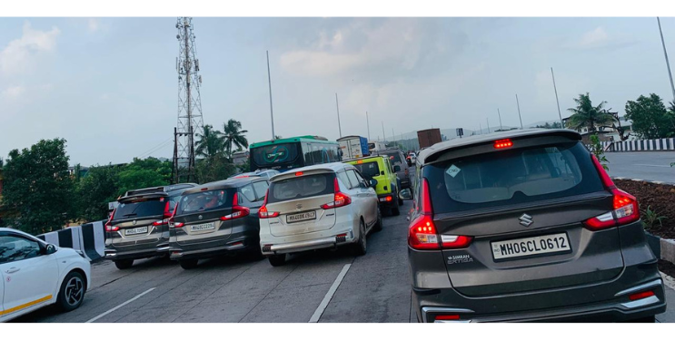 अलिबाग-वडखळ रस्त्यावर वाहतूक कोंडी