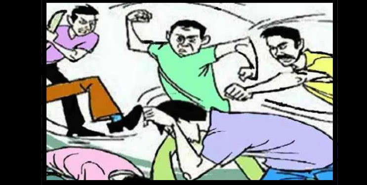 मारहाण केल्याने चौघांवर गुन्हा