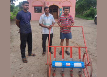 शेतकऱ्यांसाठी मदतगार निल ड्रम सिडर