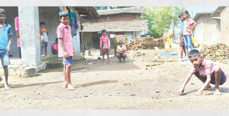 गोट्या खेळाचा उत्साह कायम