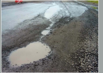 यंदाही गणेशभक्तांचा प्रवास खड्ड्यातूनच!