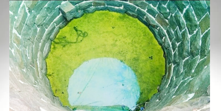 सार्वजनिक विहिरीचे पाणी दूषित