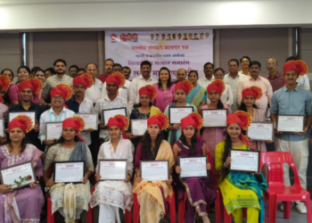 विद्यार्थ्यांच्या पाठीशी शेकाप कायम: चित्रलेखा पाटील