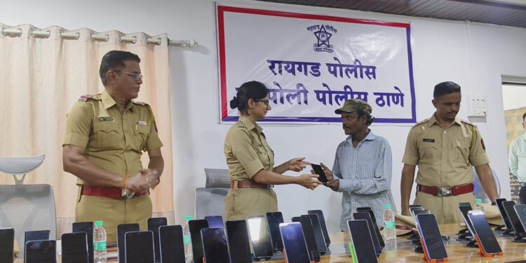 हरवलेल्या मोबाईलच्या मागावर सीईआयआर