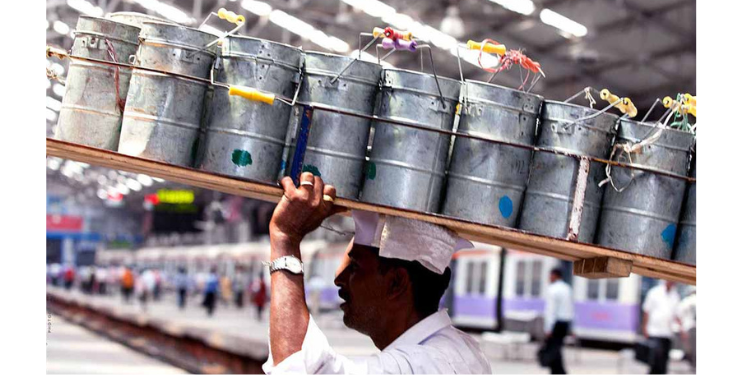 मुंबई डबेवाल्यांची सेवा महागली