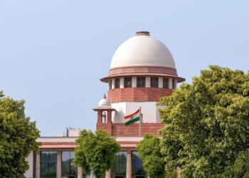 मुंबई बॉम्बस्फोटातील आरोपींच्या सुटकेचा निर्णय स्थगित