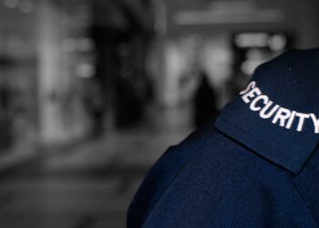 कंत्राटी सुरक्षारक्षकांवर उपासमारीचे संकट