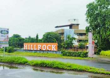 नेरळमध्ये शासकीय नियमांची पायमल्ली