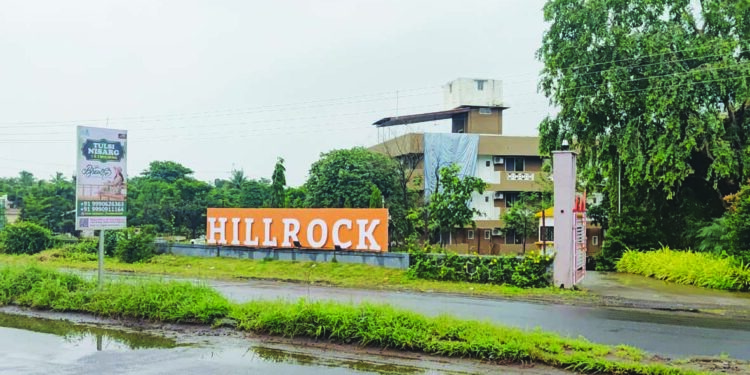 नेरळमध्ये शासकीय नियमांची पायमल्ली