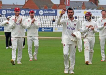 इंग्लंडमध्ये युझवेंद्र चहल चमकला