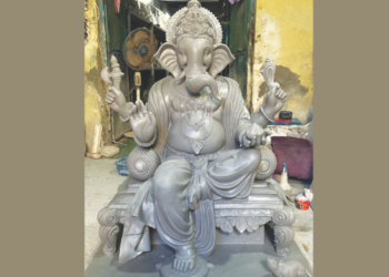 चिरनेरमधील मूर्तिकरांचा व्यवसाय अडचणीत