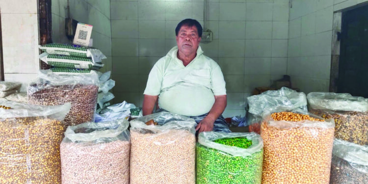 महेंद्र वाडेकरने व्यवसायात उमटविली मोहोर