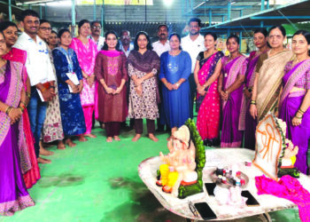 बचत गटातील महिलांची गरुड झेप