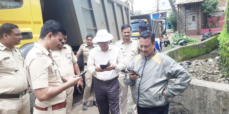 अफकॉन्सच्या डंपर वाहतुकीला ब्रेक