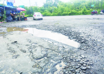 उरणकरांना प्रशासनाचा खड्ड्यांचा दणका