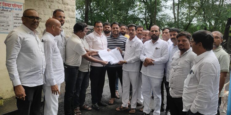 साखळी उपोषण तात्पुरते स्थगित